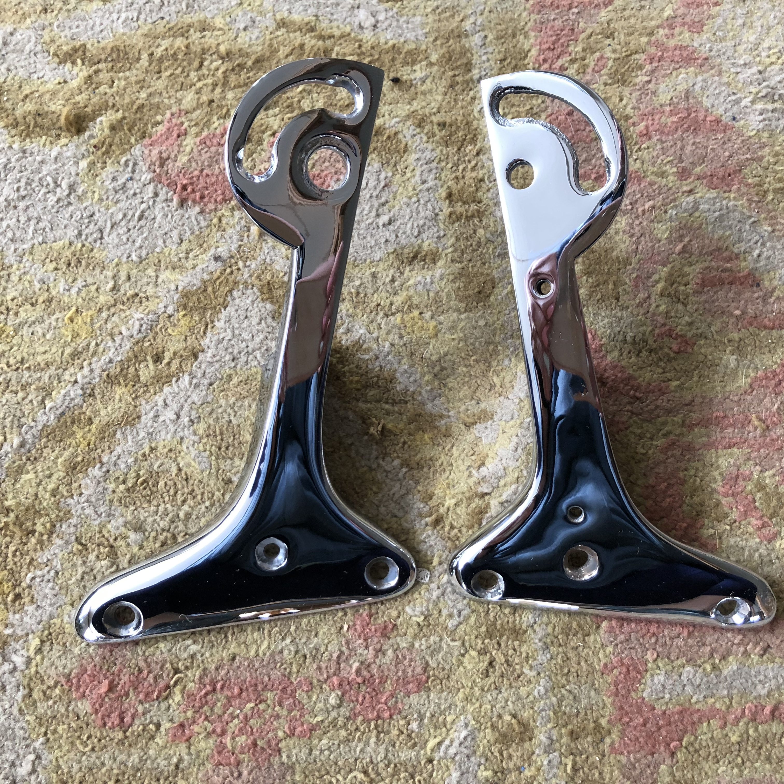 MG TC Windshield Mounting Brackets